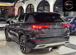 ميتسوبيشي اوتلاندر